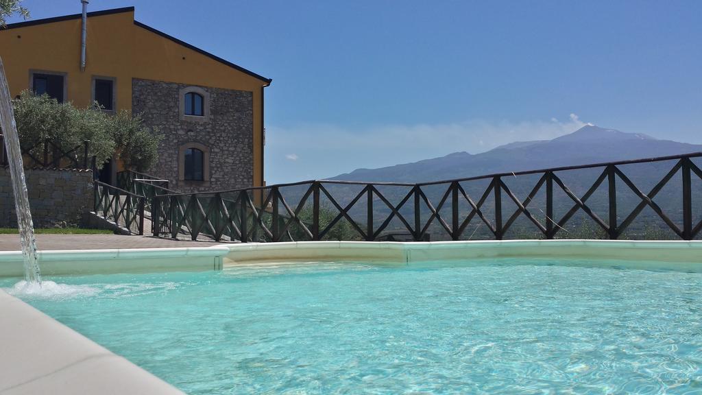 Agriturismo Valle Dell'Etna Roccella Valdemone Exteriör bild